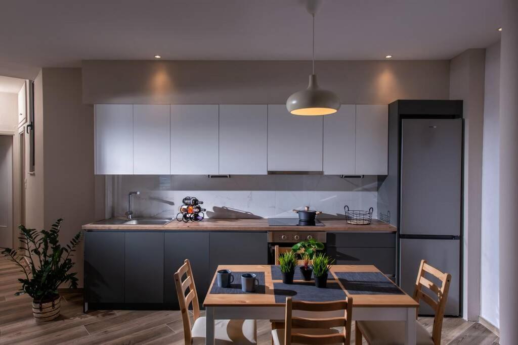 Archipelagos Apt In The Heart Of The City Iráclio Exterior foto